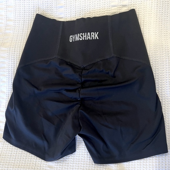 Gymshark Shorts - Picture 2 of 3
